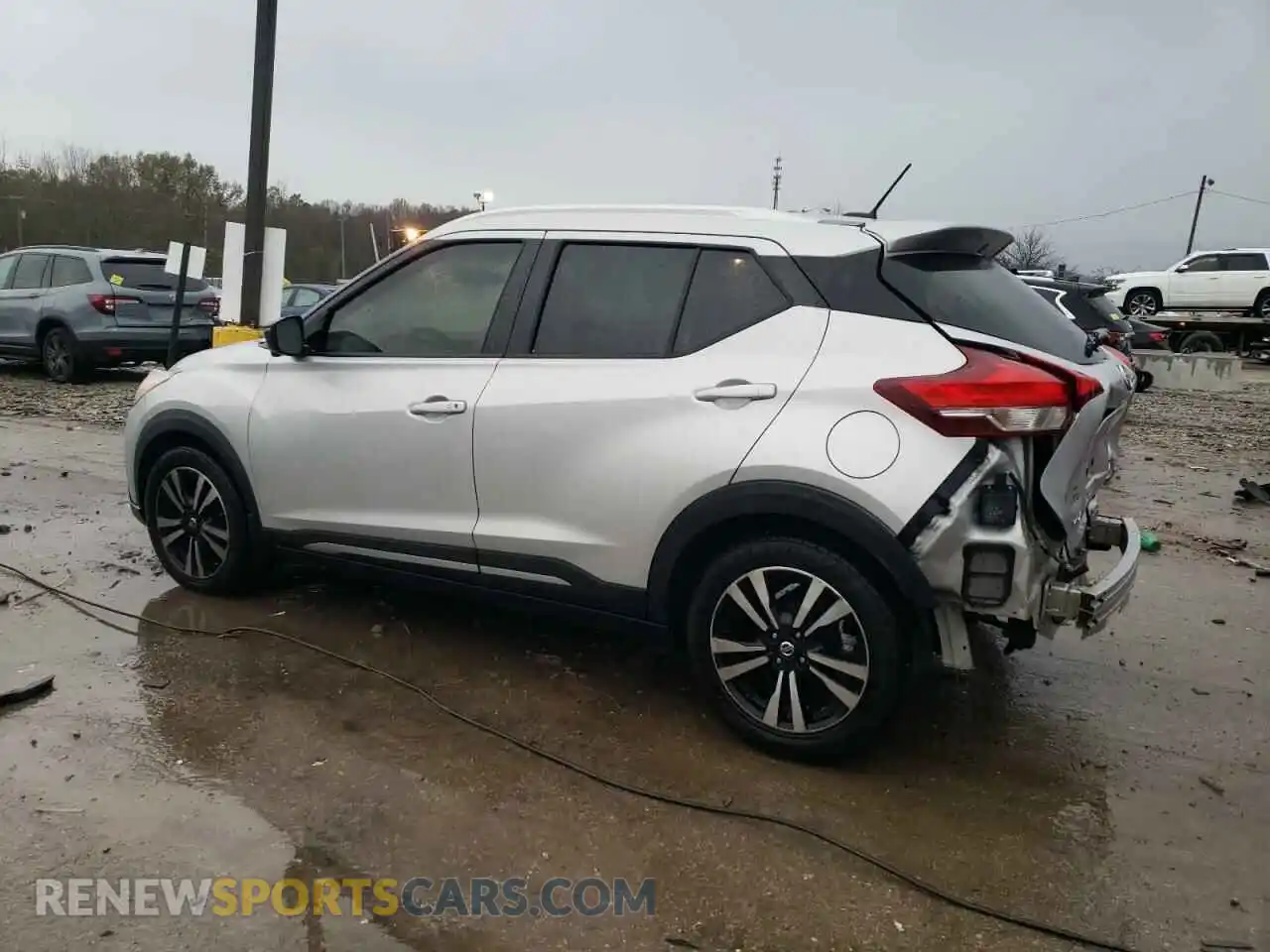 2 Photograph of a damaged car 3N1CP5CU4KL521607 NISSAN KICKS 2019