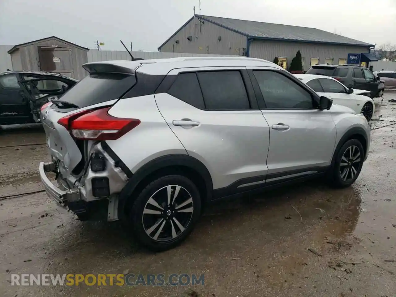 3 Photograph of a damaged car 3N1CP5CU4KL521607 NISSAN KICKS 2019