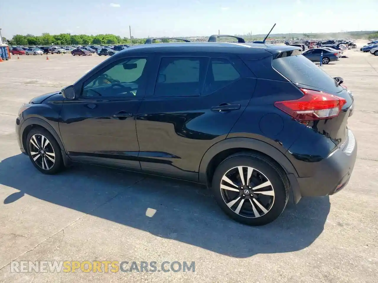 2 Photograph of a damaged car 3N1CP5CU4KL564134 NISSAN KICKS 2019