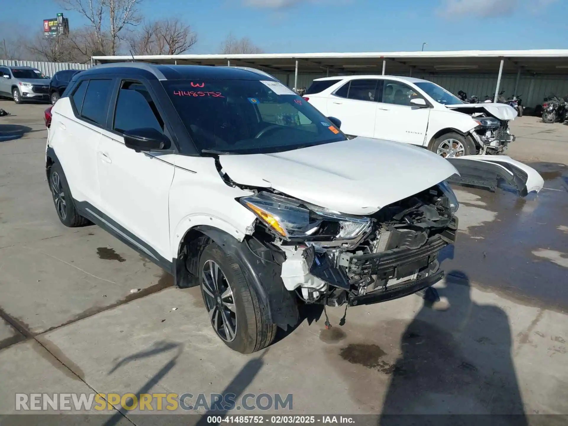 1 Photograph of a damaged car 3N1CP5CU4KL565977 NISSAN KICKS 2019