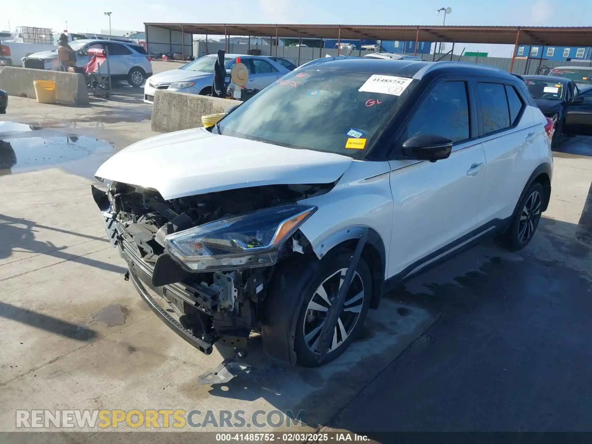 2 Photograph of a damaged car 3N1CP5CU4KL565977 NISSAN KICKS 2019