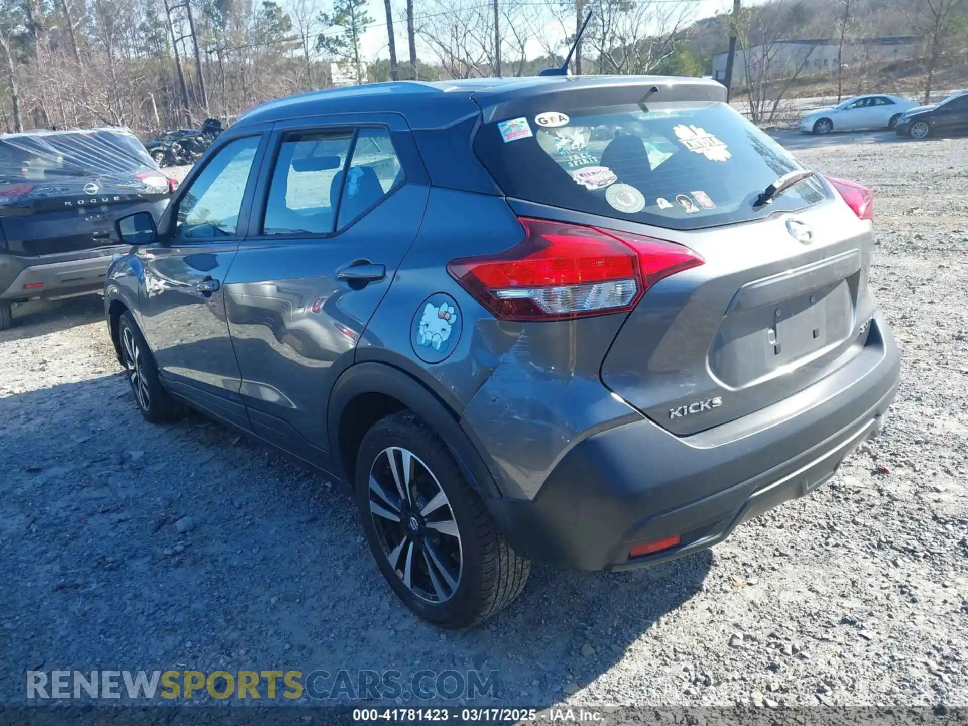3 Photograph of a damaged car 3N1CP5CU5KL479433 NISSAN KICKS 2019