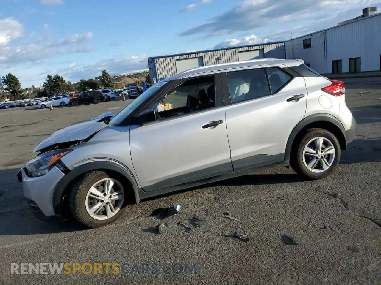 1 Photograph of a damaged car 3N1CP5CU5KL557449 NISSAN KICKS 2019