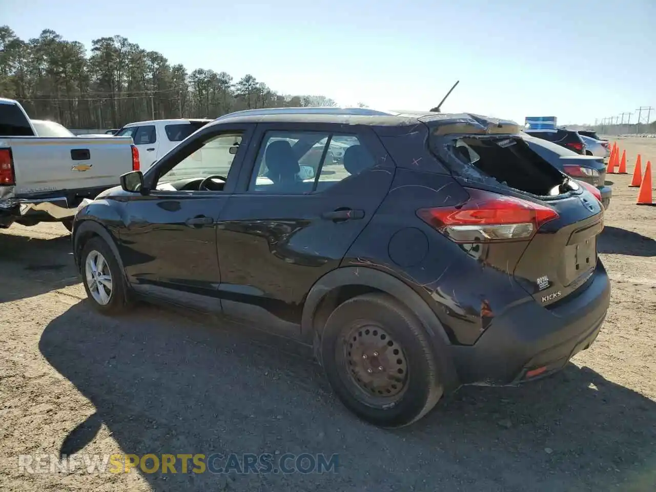 2 Photograph of a damaged car 3N1CP5CU6KL533063 NISSAN KICKS 2019