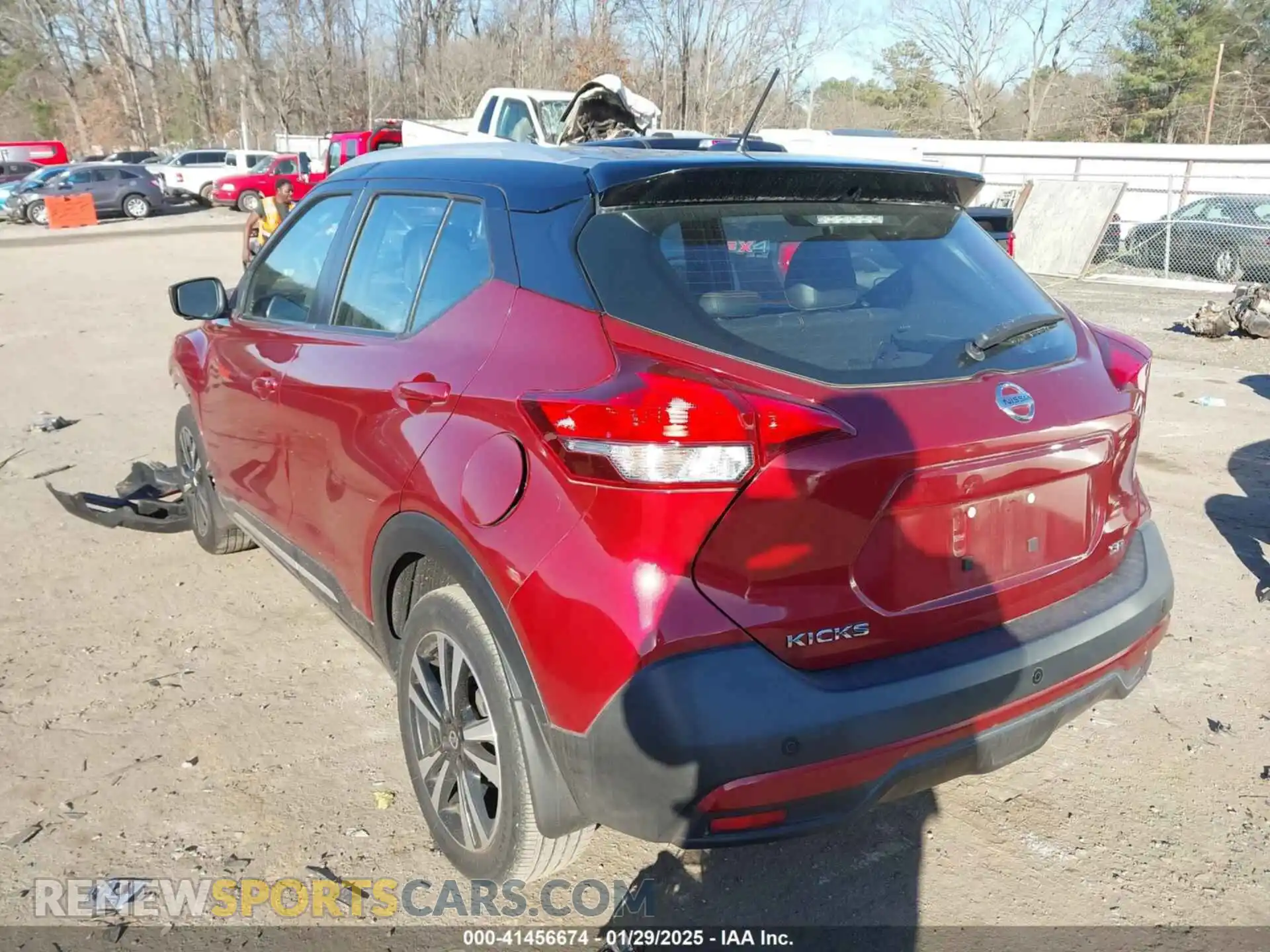 3 Photograph of a damaged car 3N1CP5CU6KL549201 NISSAN KICKS 2019
