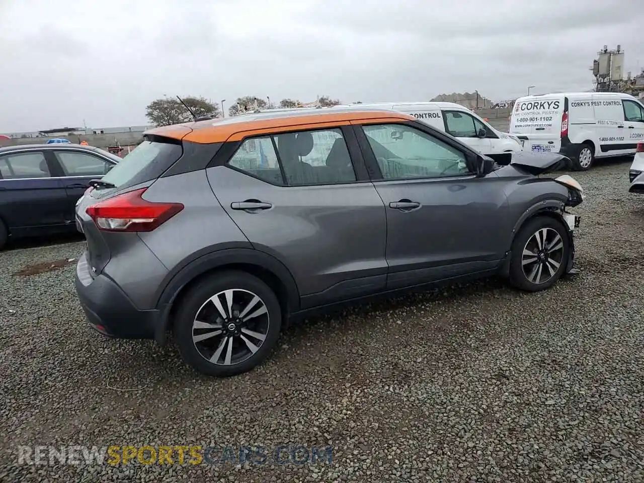 3 Photograph of a damaged car 3N1CP5CU7KL481510 NISSAN KICKS 2019