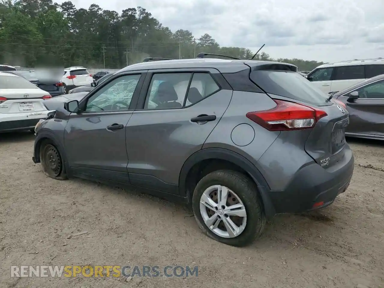 2 Photograph of a damaged car 3N1CP5CU7KL489087 NISSAN KICKS 2019