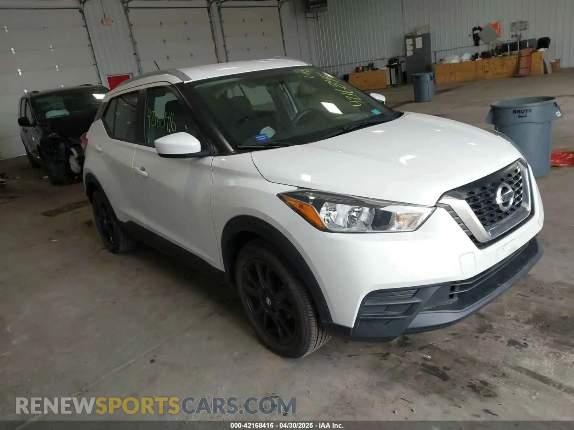 1 Photograph of a damaged car 3N1CP5CU7KL498307 NISSAN KICKS 2019