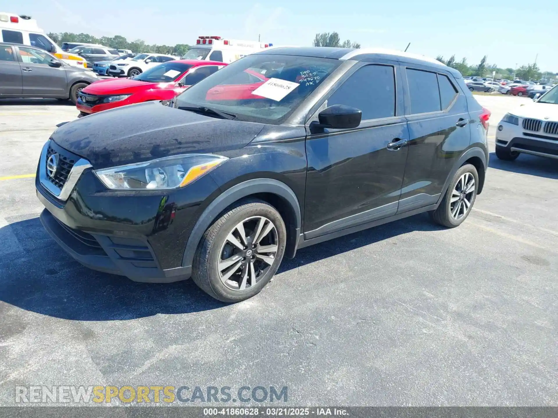 2 Photograph of a damaged car 3N1CP5CU7KL543620 NISSAN KICKS 2019