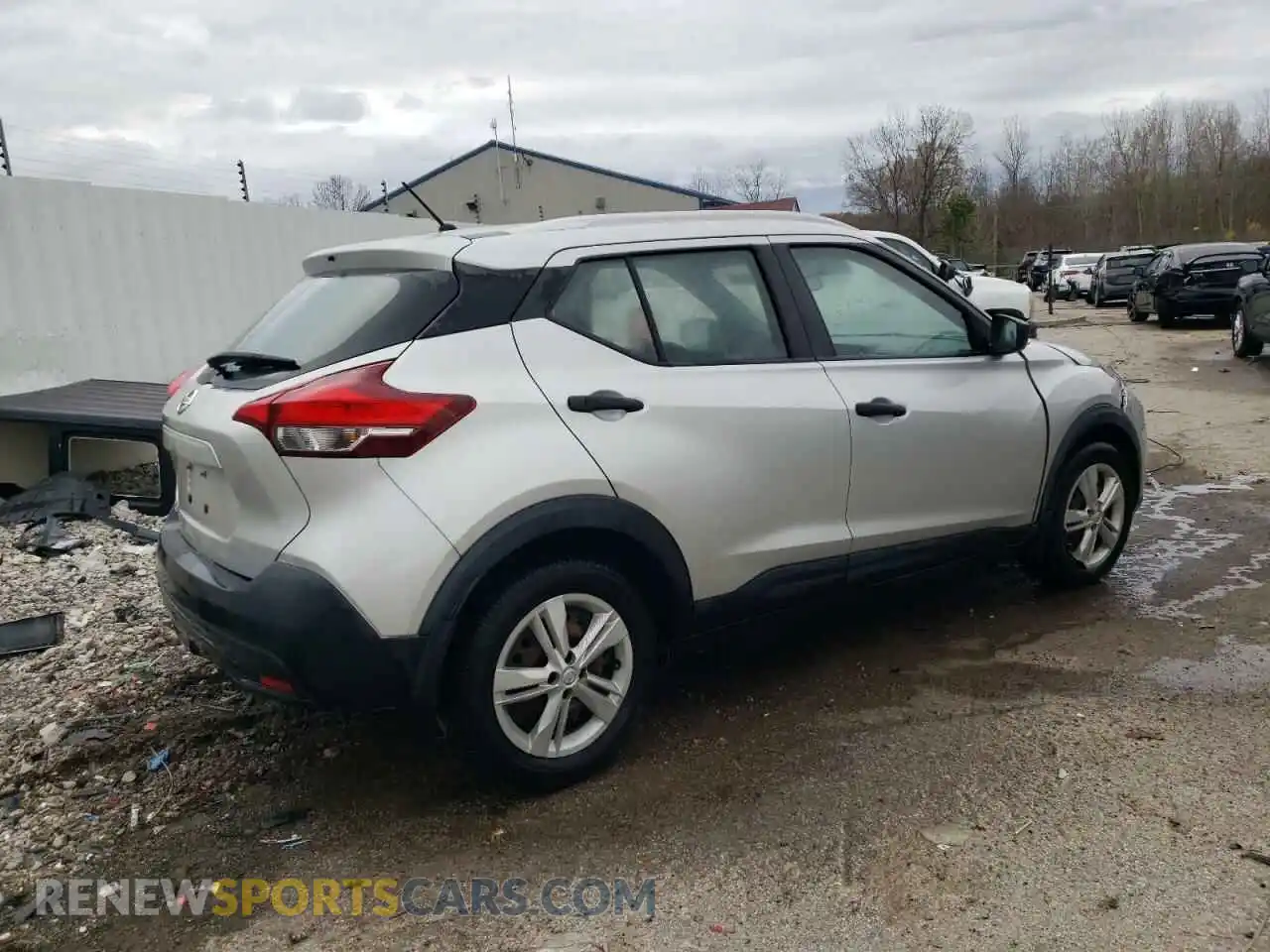 3 Photograph of a damaged car 3N1CP5CU8KL471004 NISSAN KICKS 2019