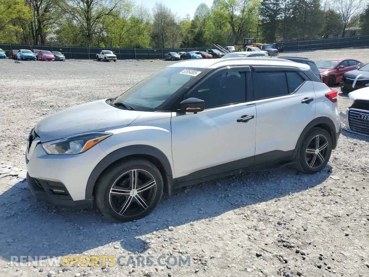 1 Photograph of a damaged car 3N1CP5CU8KL529595 NISSAN KICKS 2019
