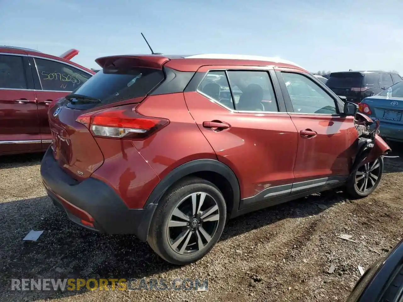 3 fotografías del automóvil dañado 3N1CP5CU8KL555775 NISSAN KICKS 2019