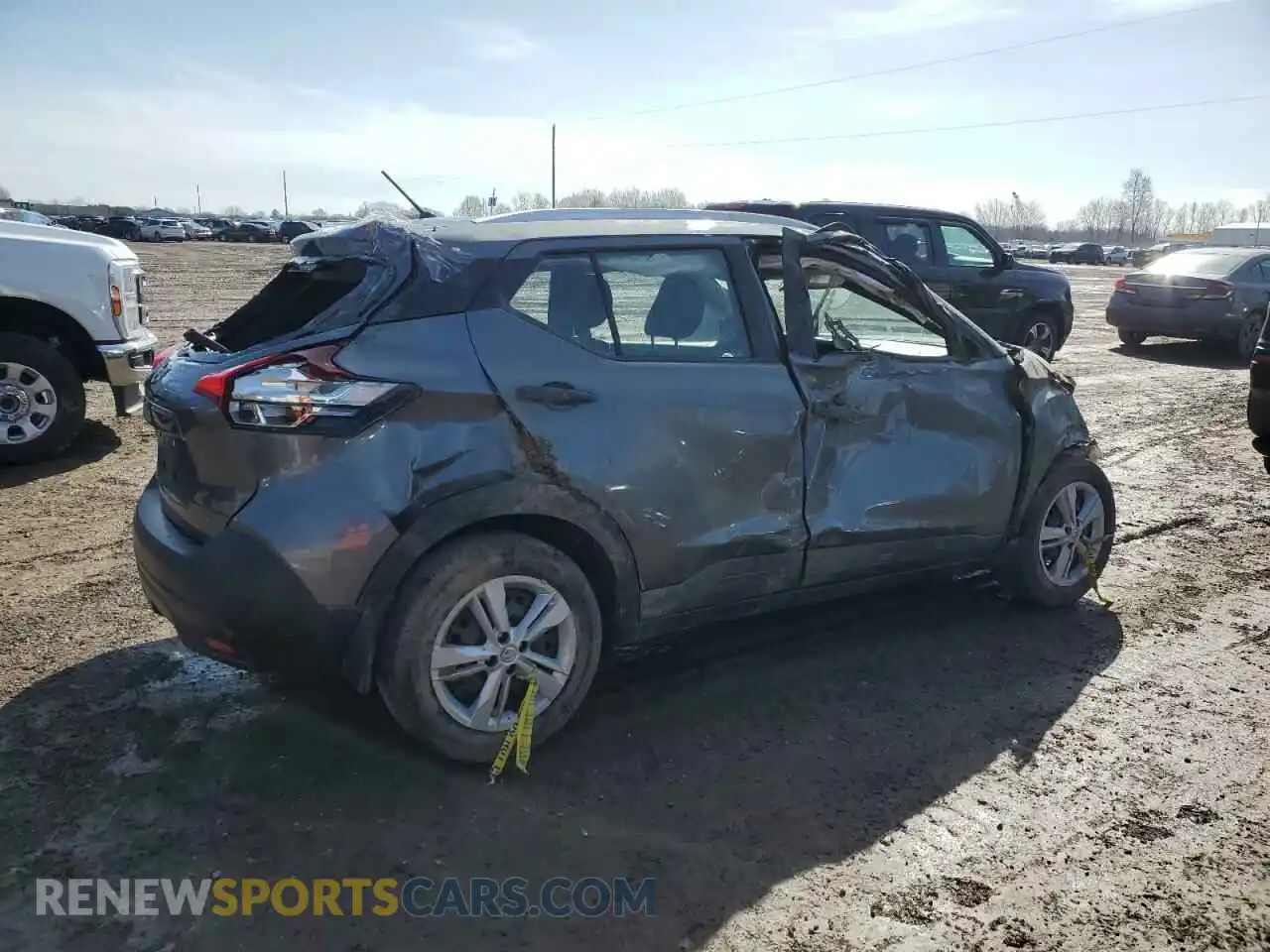 3 Photograph of a damaged car 3N1CP5CU8KL557901 NISSAN KICKS 2019