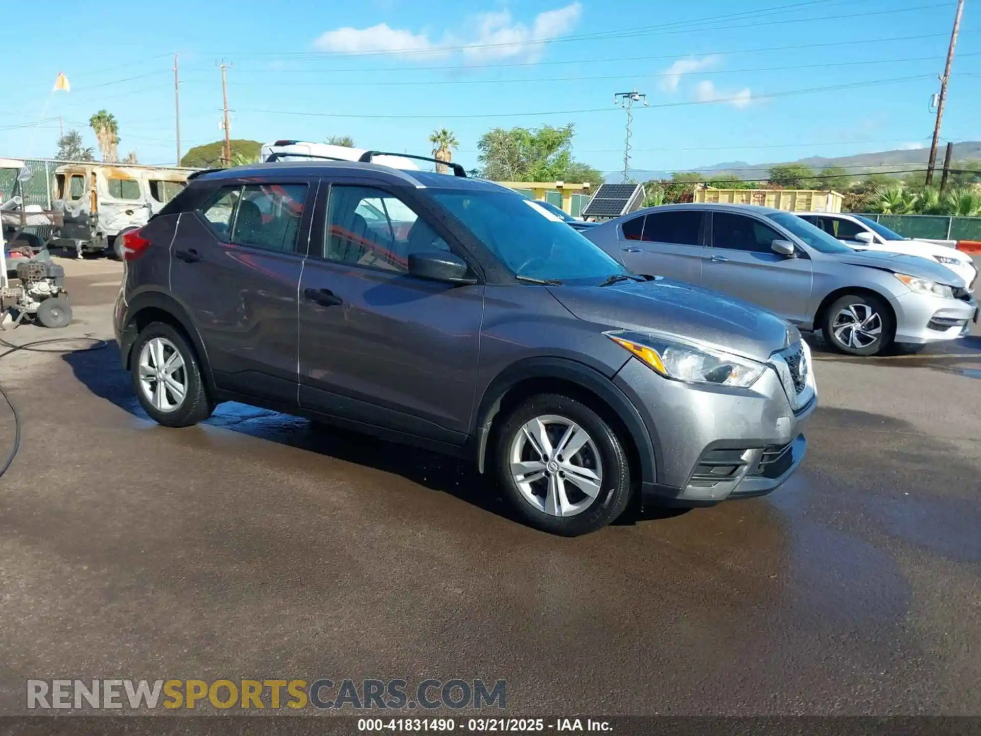 1 Photograph of a damaged car 3N1CP5CU9KL505032 NISSAN KICKS 2019