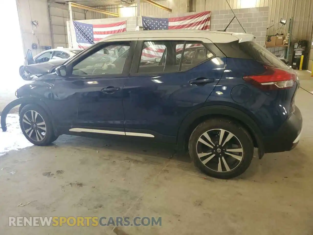2 Photograph of a damaged car 3N1CP5CU9KL567126 NISSAN KICKS 2019