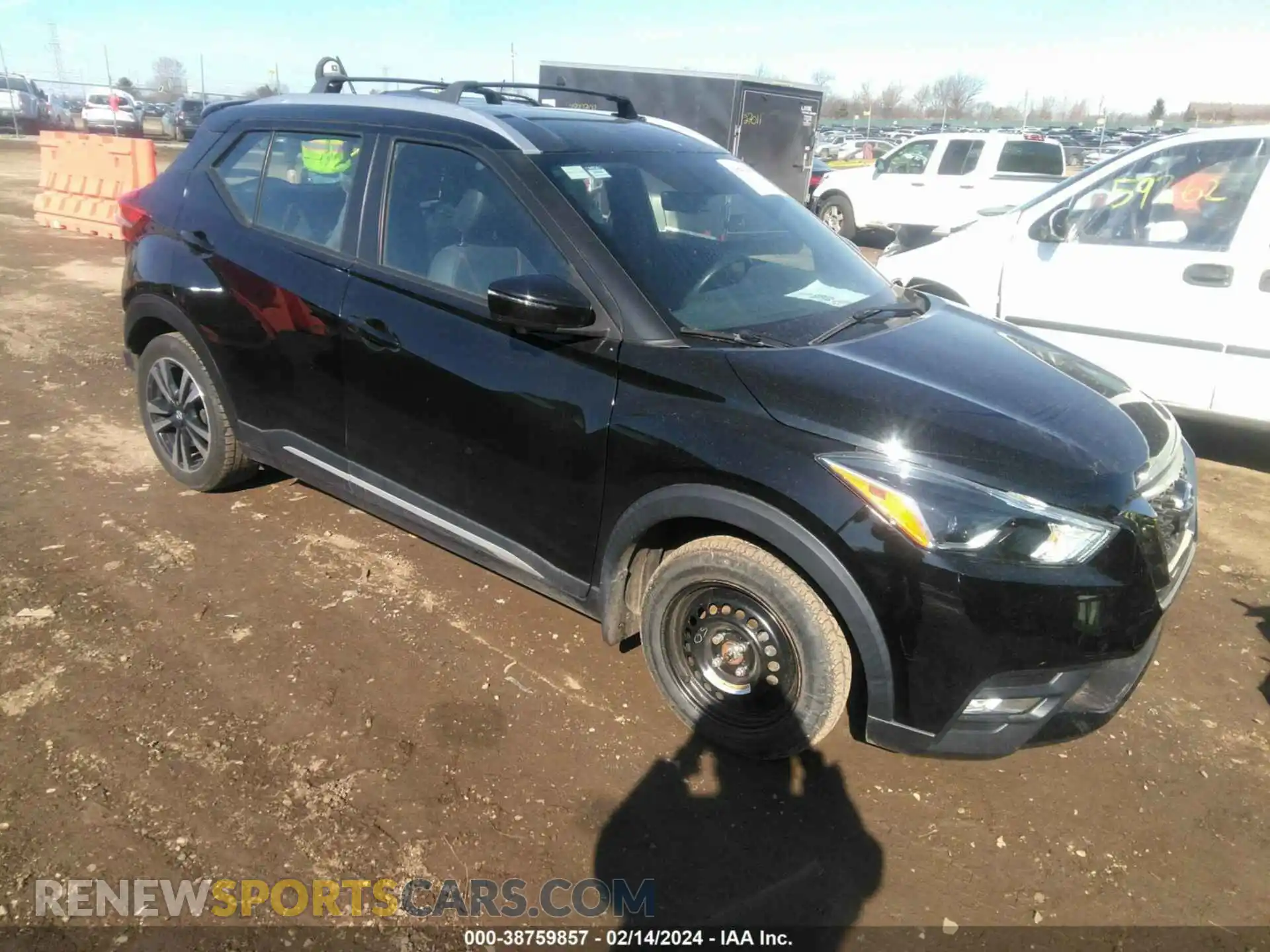 1 Photograph of a damaged car 3N1CP5CUXKL511678 NISSAN KICKS 2019