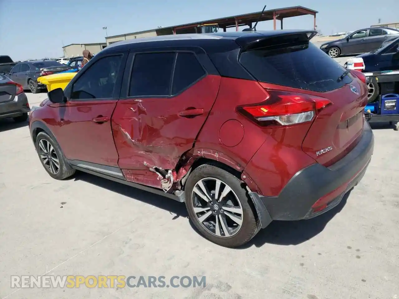 2 Photograph of a damaged car 3N1CP5CUXKL536502 NISSAN KICKS 2019