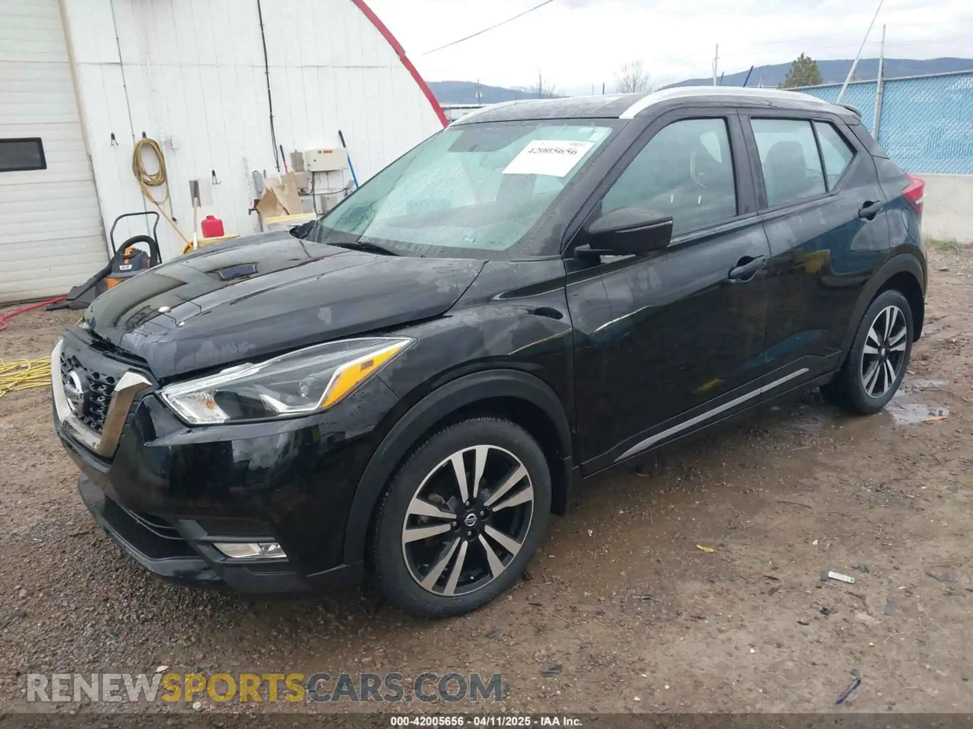 2 Photograph of a damaged car 3N1CP5CUXKL558435 NISSAN KICKS 2019