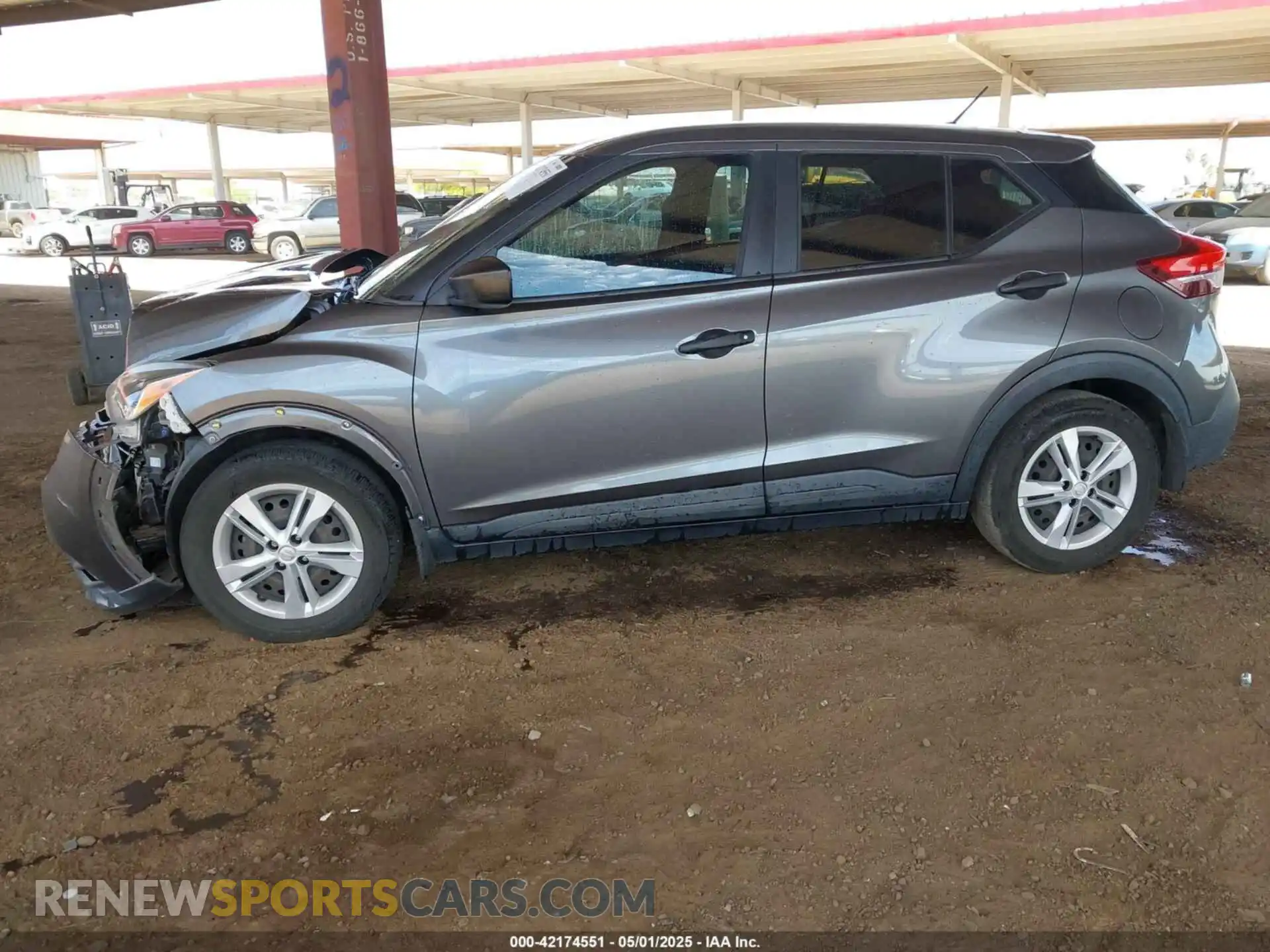 2 Photograph of a damaged car 3N1CP5BV2LL502730 NISSAN KICKS 2020