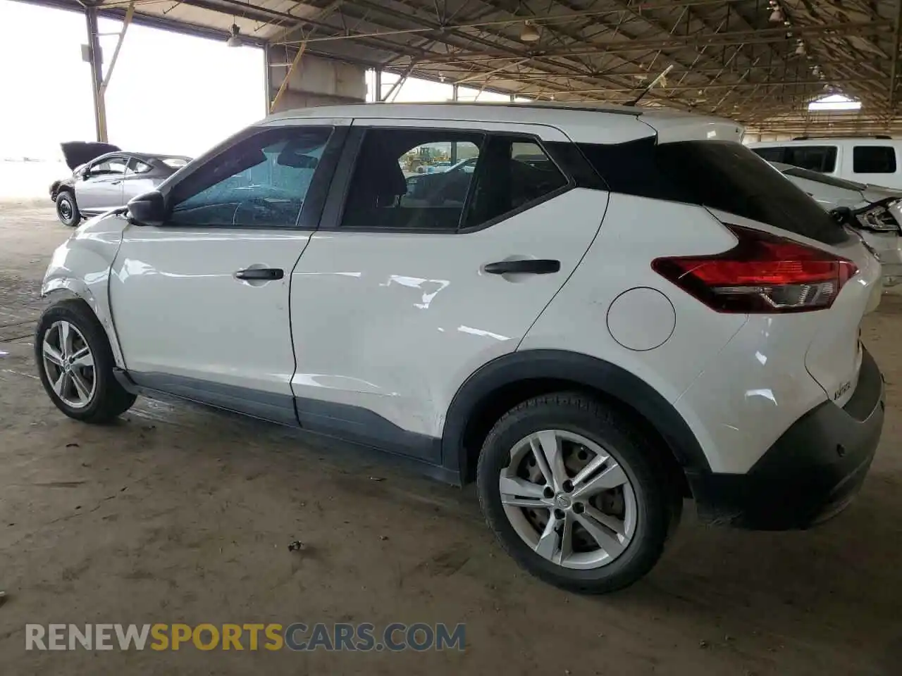 2 Photograph of a damaged car 3N1CP5BV2LL511380 NISSAN KICKS 2020