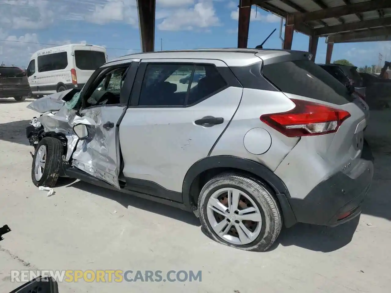 2 Photograph of a damaged car 3N1CP5BV3LL546154 NISSAN KICKS 2020