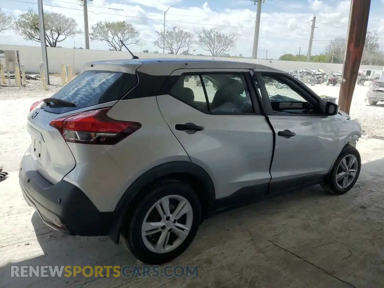 3 Photograph of a damaged car 3N1CP5BV3LL546154 NISSAN KICKS 2020