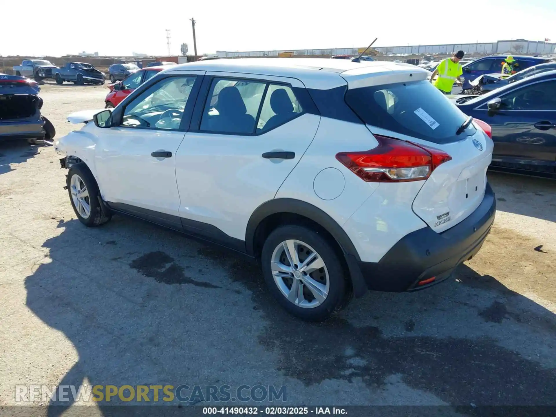 3 Photograph of a damaged car 3N1CP5BV3LL564265 NISSAN KICKS 2020