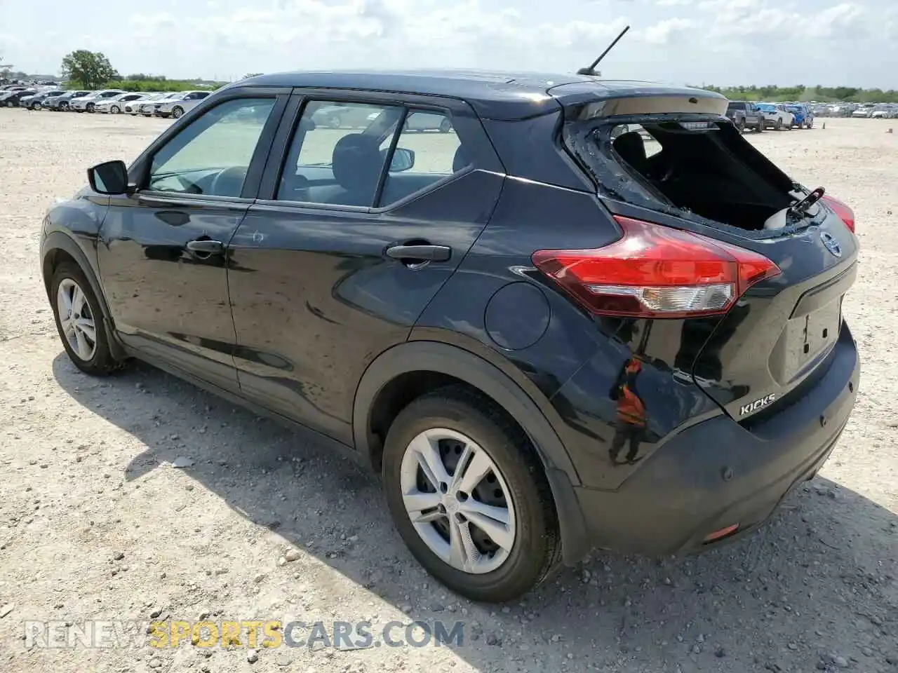 2 Photograph of a damaged car 3N1CP5BV7LL525579 NISSAN KICKS 2020