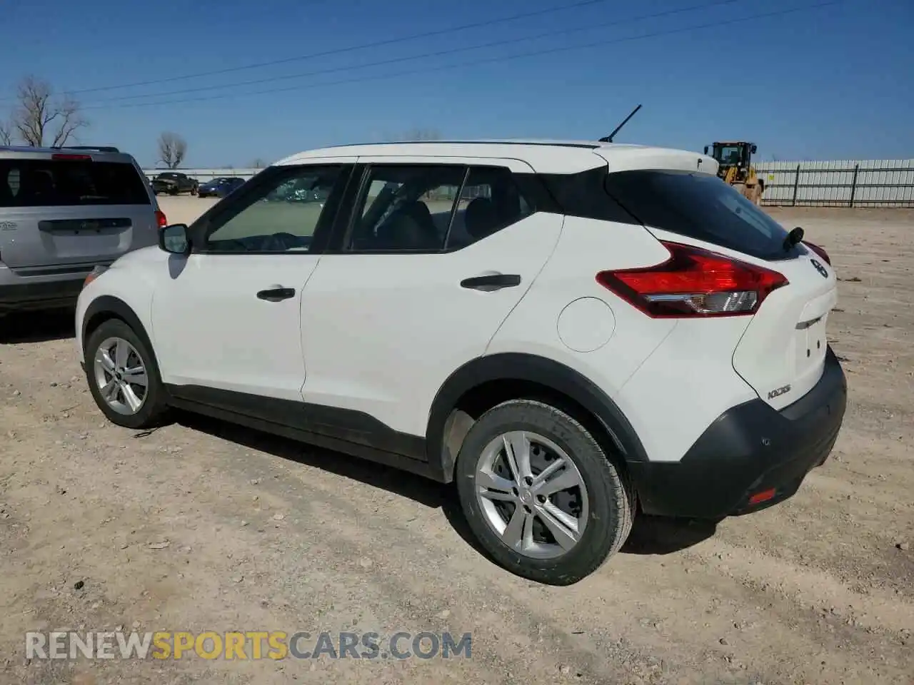 2 Photograph of a damaged car 3N1CP5BV8LL574144 NISSAN KICKS 2020