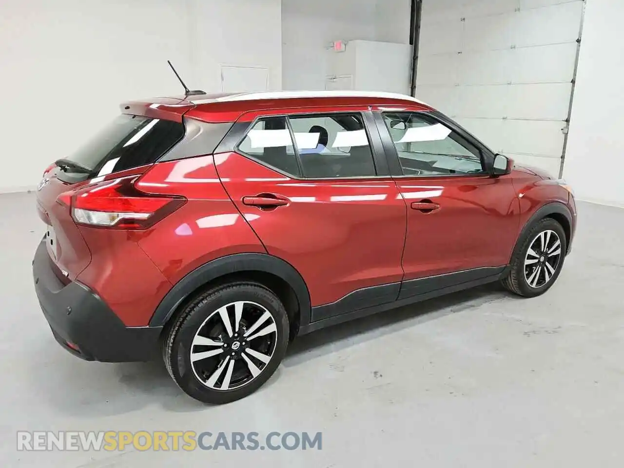 3 Фотография поврежденного автомобиля 3N1CP5CV0LL515975 NISSAN KICKS 2020