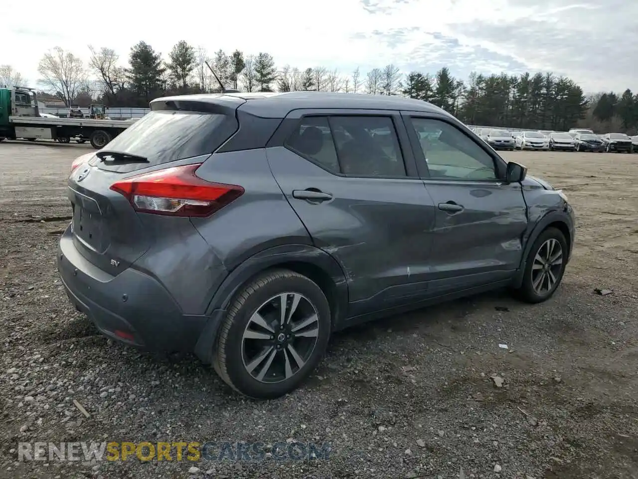 3 Photograph of a damaged car 3N1CP5CV0LL538012 NISSAN KICKS 2020