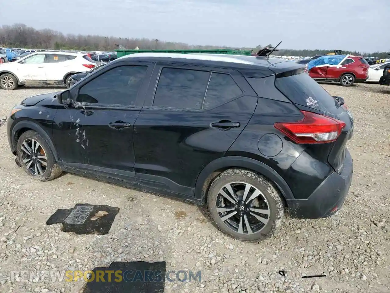 2 Photograph of a damaged car 3N1CP5CV1LL527374 NISSAN KICKS 2020