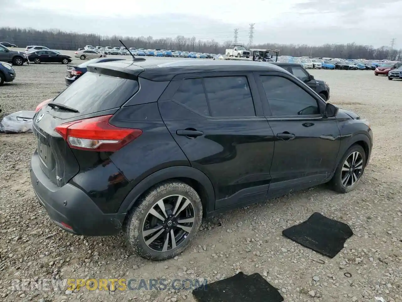 3 Photograph of a damaged car 3N1CP5CV1LL527374 NISSAN KICKS 2020