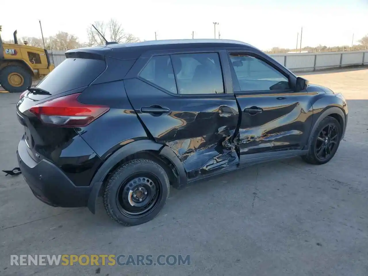 3 Photograph of a damaged car 3N1CP5CV2LL562246 NISSAN KICKS 2020