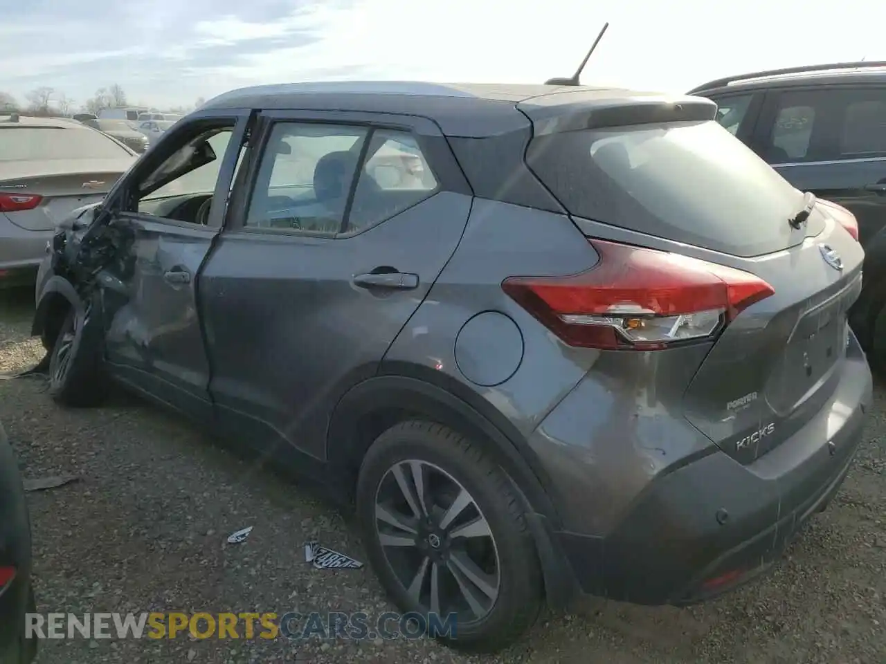 2 Photograph of a damaged car 3N1CP5CV3LL550168 NISSAN KICKS 2020