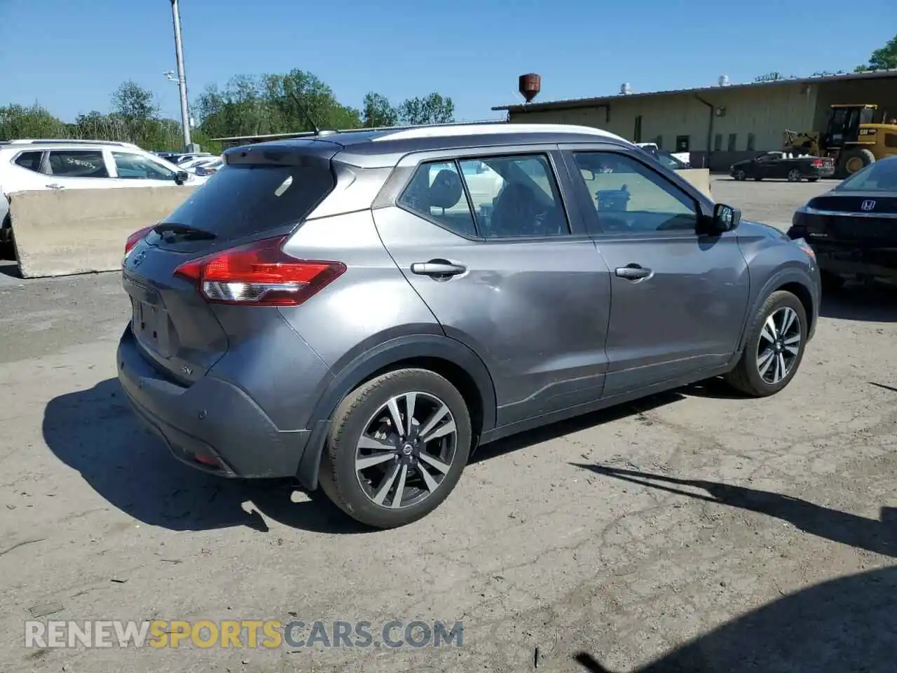 3 Photograph of a damaged car 3N1CP5CV4LL504882 NISSAN KICKS 2020