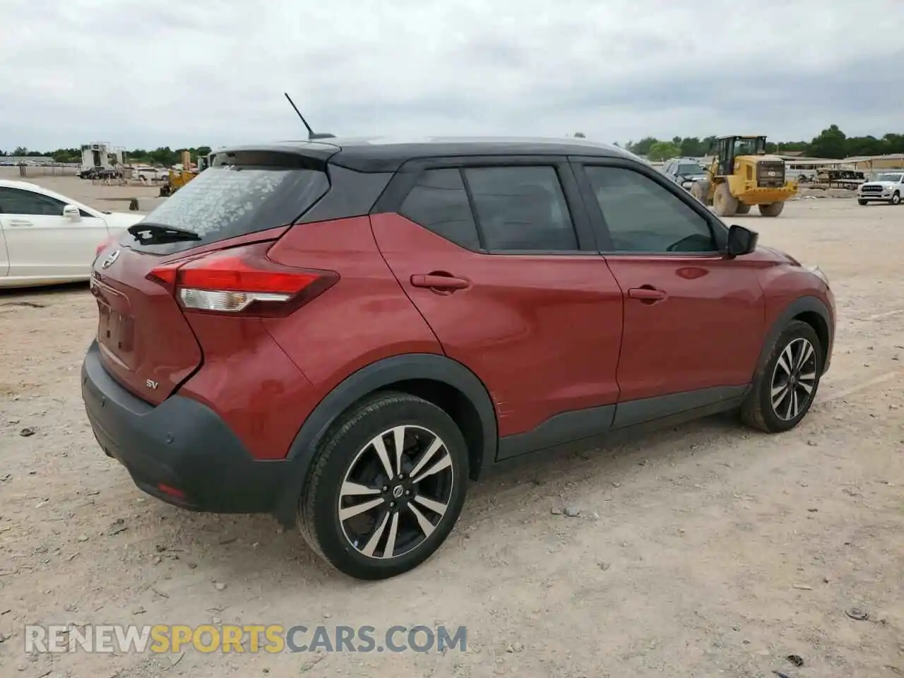 3 Photograph of a damaged car 3N1CP5CV4LL562216 NISSAN KICKS 2020