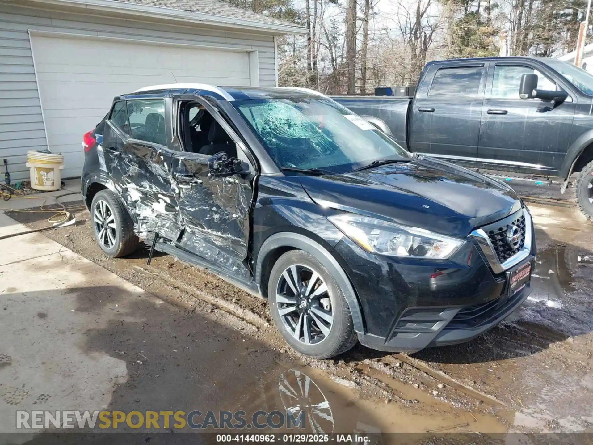 1 Photograph of a damaged car 3N1CP5CV5LL496923 NISSAN KICKS 2020