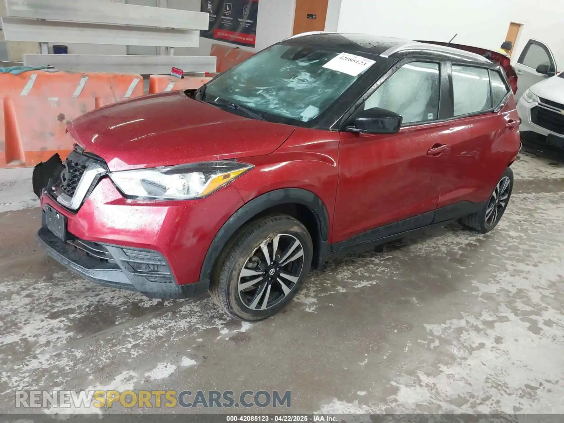 2 Photograph of a damaged car 3N1CP5CV5LL520959 NISSAN KICKS 2020