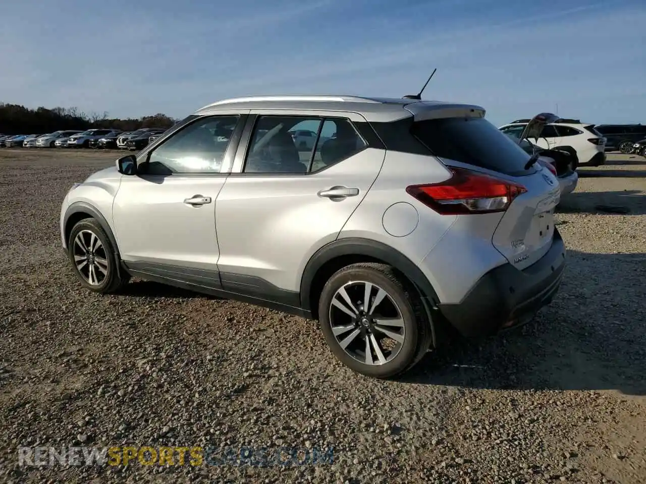 2 Photograph of a damaged car 3N1CP5CV5LL531394 NISSAN KICKS 2020