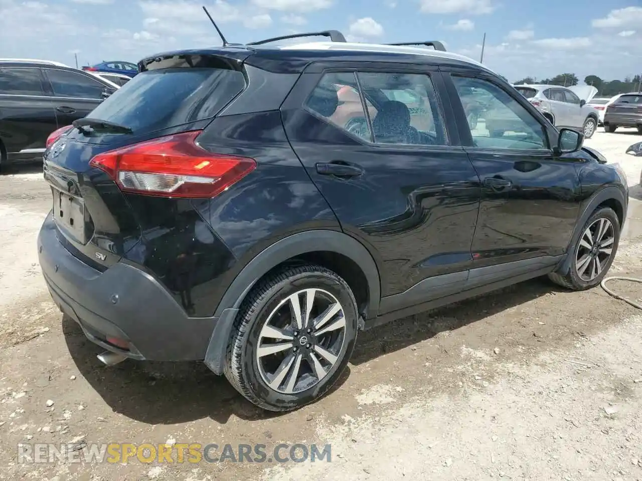 3 Photograph of a damaged car 3N1CP5CV6LL506052 NISSAN KICKS 2020