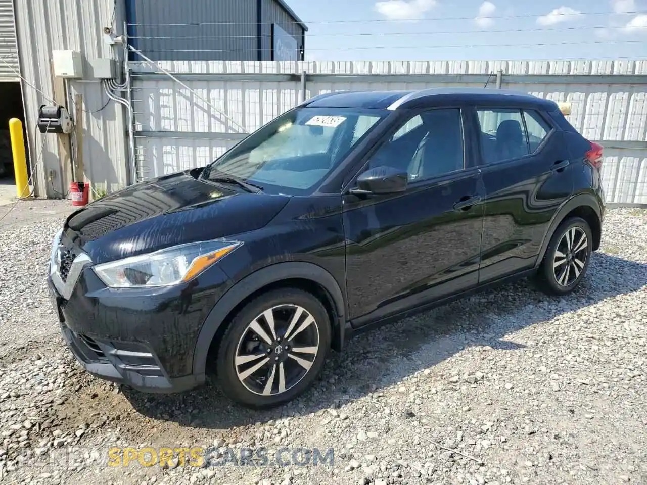1 Photograph of a damaged car 3N1CP5CV6LL569149 NISSAN KICKS 2020