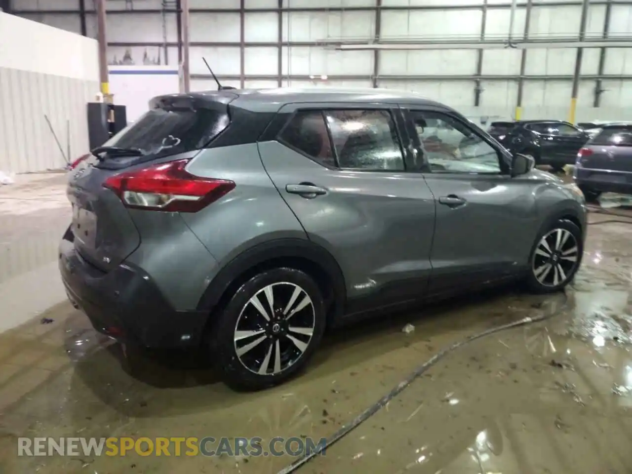 3 Photograph of a damaged car 3N1CP5CV7LL498544 NISSAN KICKS 2020