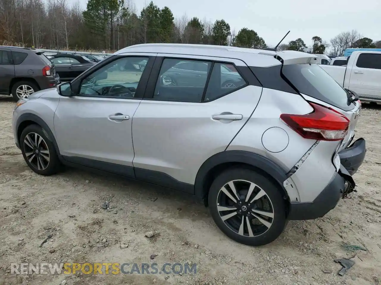 2 Photograph of a damaged car 3N1CP5CV7LL528299 NISSAN KICKS 2020