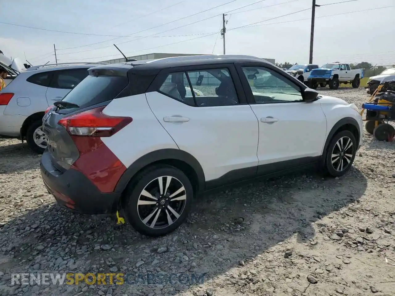 3 Photograph of a damaged car 3N1CP5CV9LL499209 NISSAN KICKS 2020