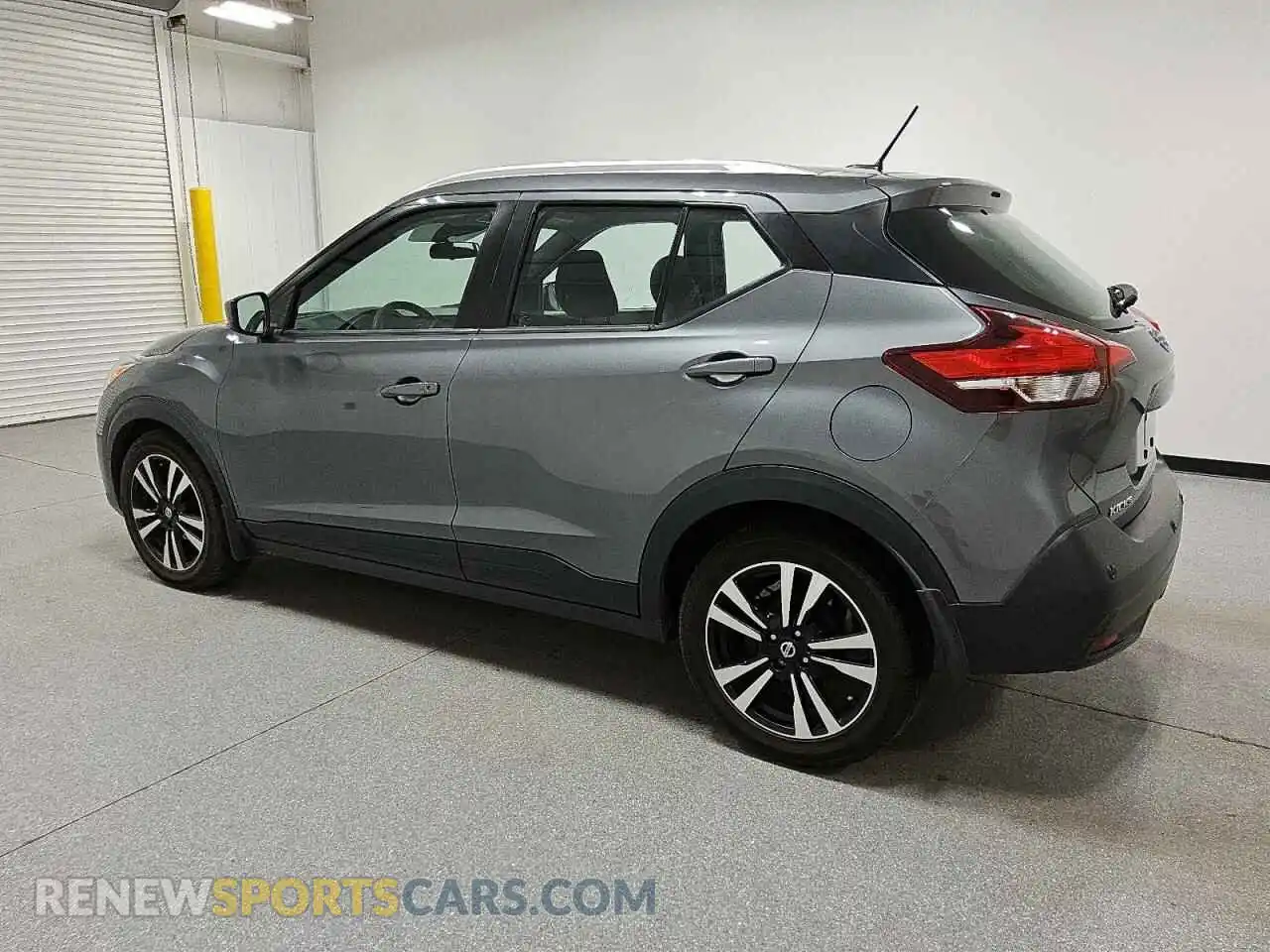 2 Photograph of a damaged car 3N1CP5CV9LL546447 NISSAN KICKS 2020