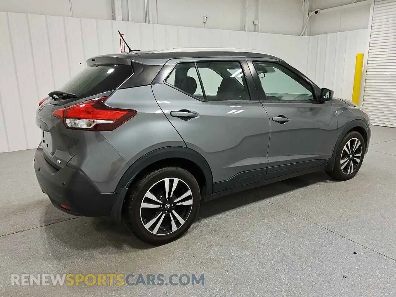 3 Photograph of a damaged car 3N1CP5CV9LL546447 NISSAN KICKS 2020