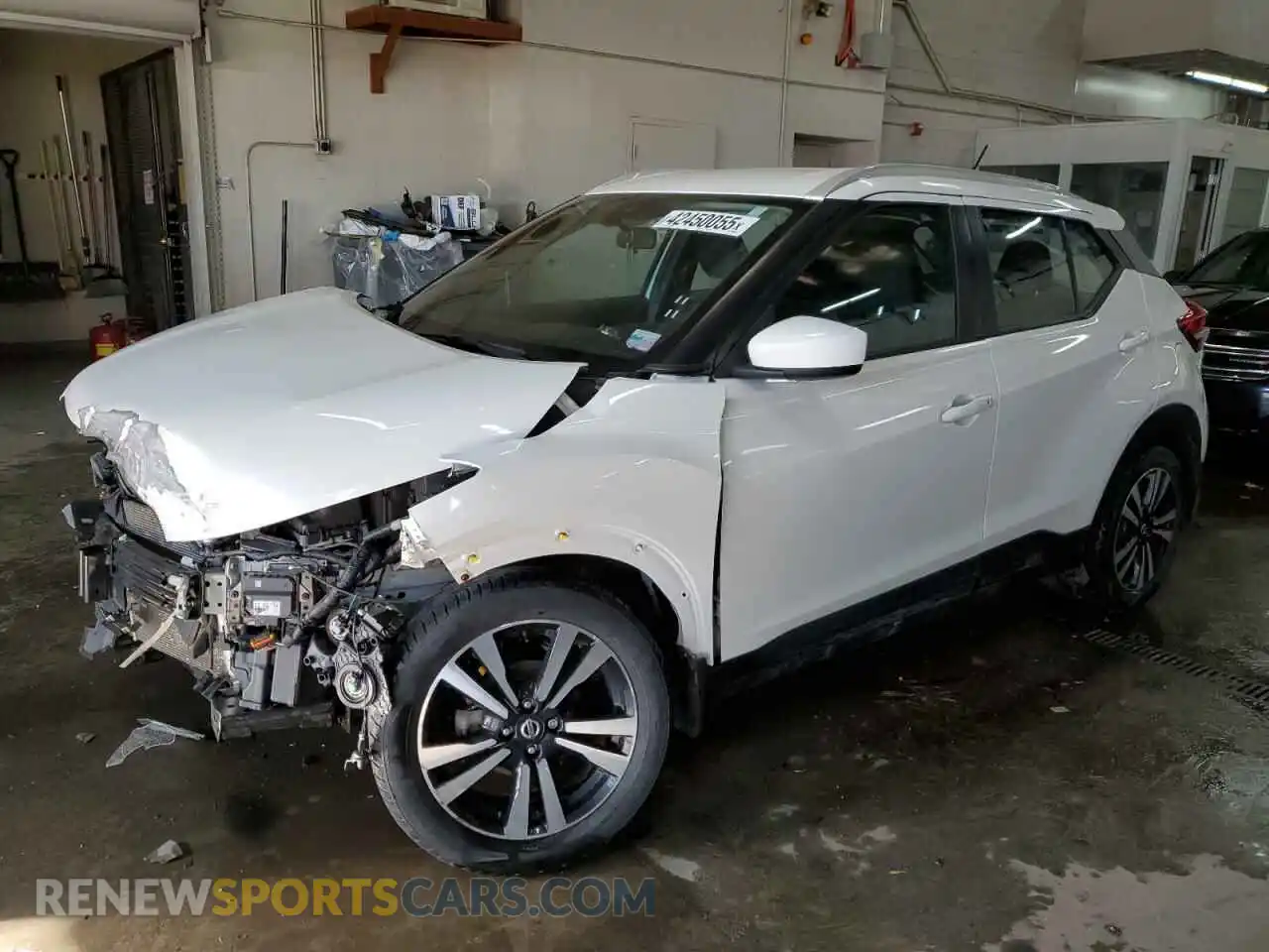 1 Photograph of a damaged car 3N1CP5CV9LL567752 NISSAN KICKS 2020