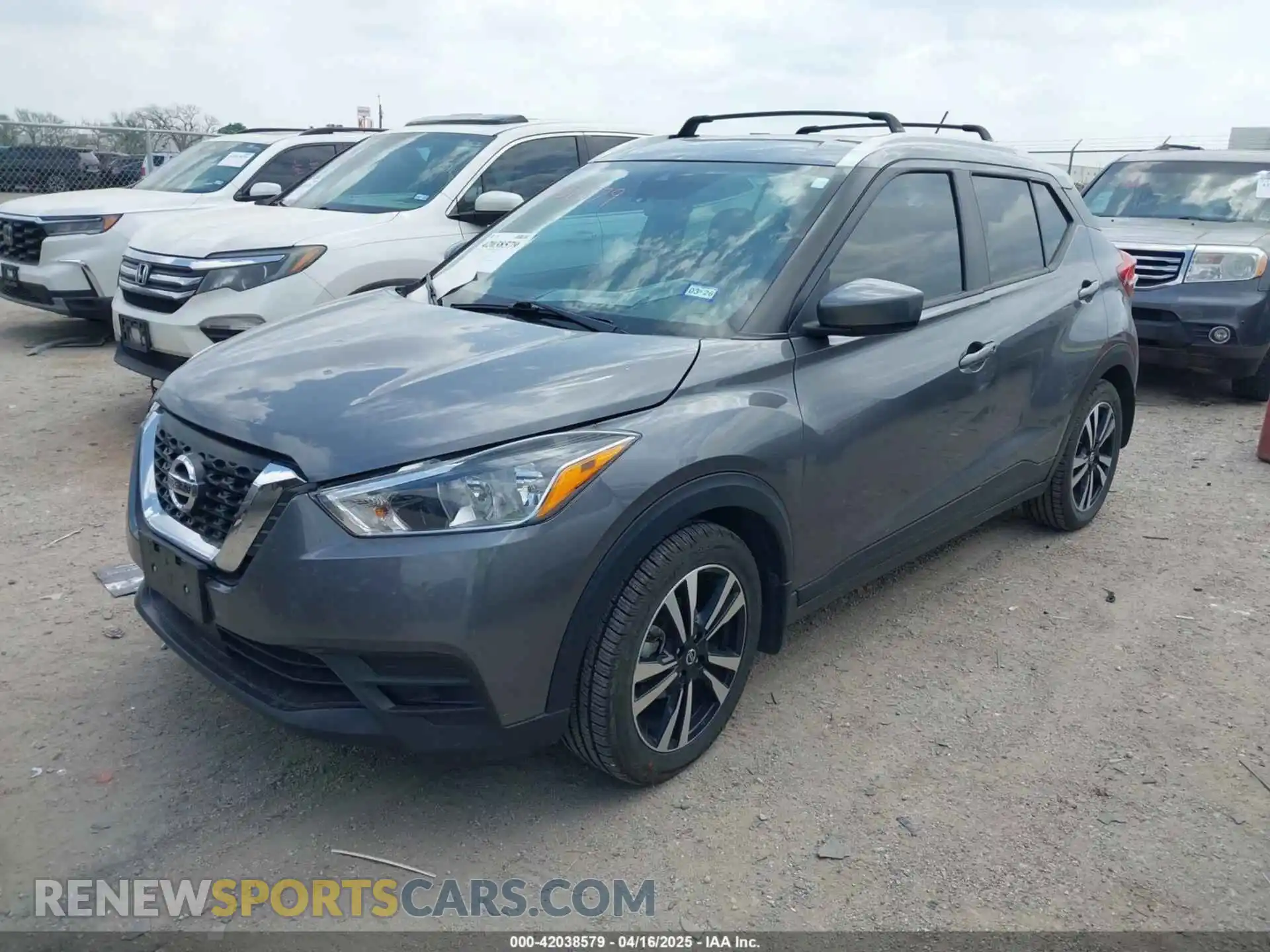 2 Photograph of a damaged car 3N1CP5CVXLL553648 NISSAN KICKS 2020