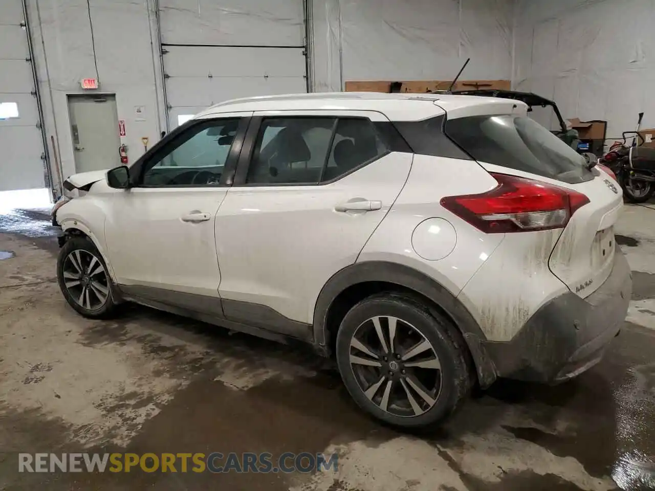 2 Photograph of a damaged car 3N1CP5CVXLL560101 NISSAN KICKS 2020